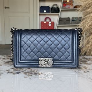 Сумка Chanel Boy