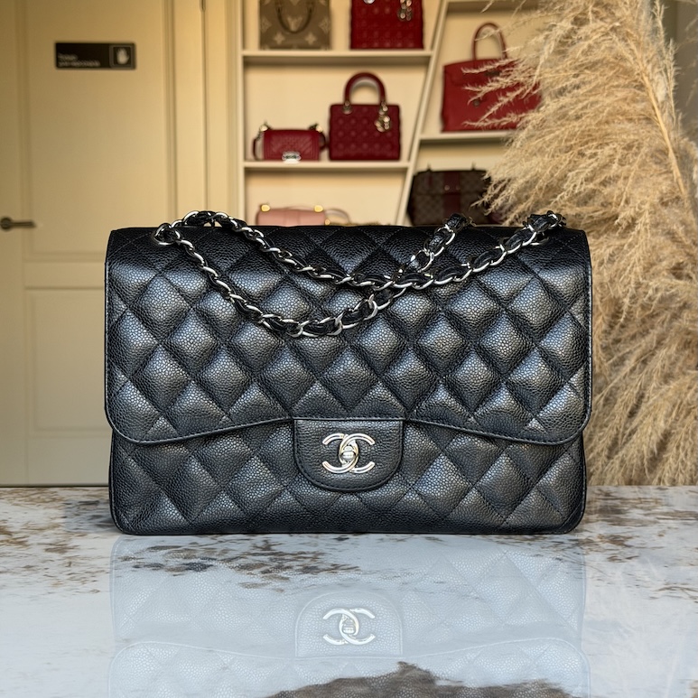 Сумка Chanel Classic Double Flap Jumbo